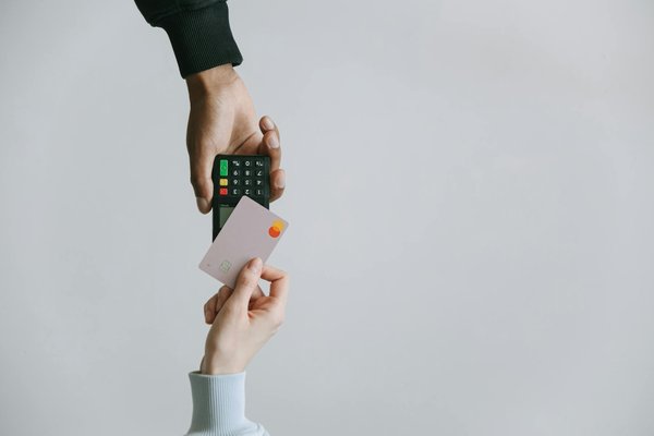 Achat or : comment investir en toute sécurité en ligne ?