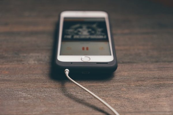 Comment la technologie 5G transforme-t-elle le marché de l'immobilier commercial ?